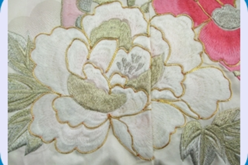 刺繍の黄変のシミ抜きの画像